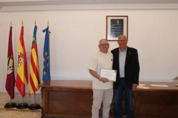 Entrega diplomas del proyecto de transición ecológica de Turismo Dénia (21)