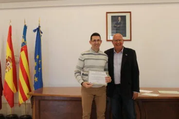 Entrega diplomas del proyecto de transición ecológica de Turismo Dénia (23)