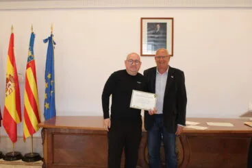 Entrega diplomas del proyecto de transición ecológica de Turismo Dénia (24)
