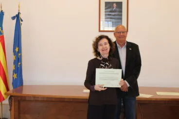 Entrega diplomas del proyecto de transición ecológica de Turismo Dénia (9)
