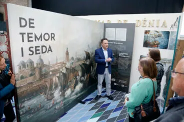 Exposición De temor y seda del Museu de la Mar de Dénia 11