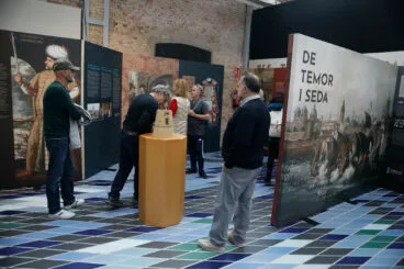 Exposición De temor y seda del Museu de la Mar de Dénia 2