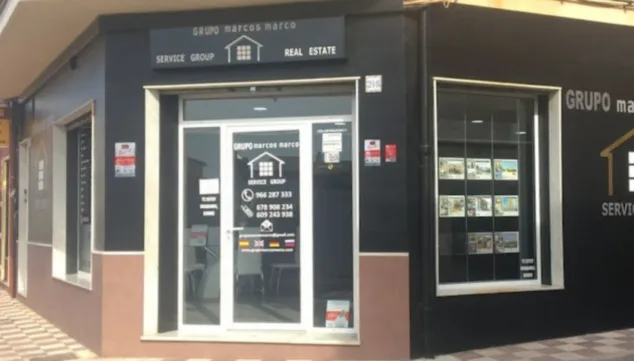 fachada de grupo marcos marco