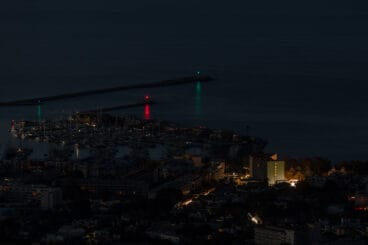 La Marina de Dénia durante el apagón – Fotografía de Fran Martínez