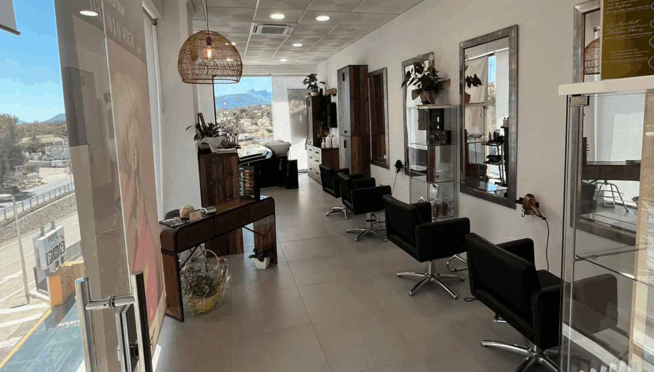 Peluquería Nou Estil by Ágata en Pepe La Sal