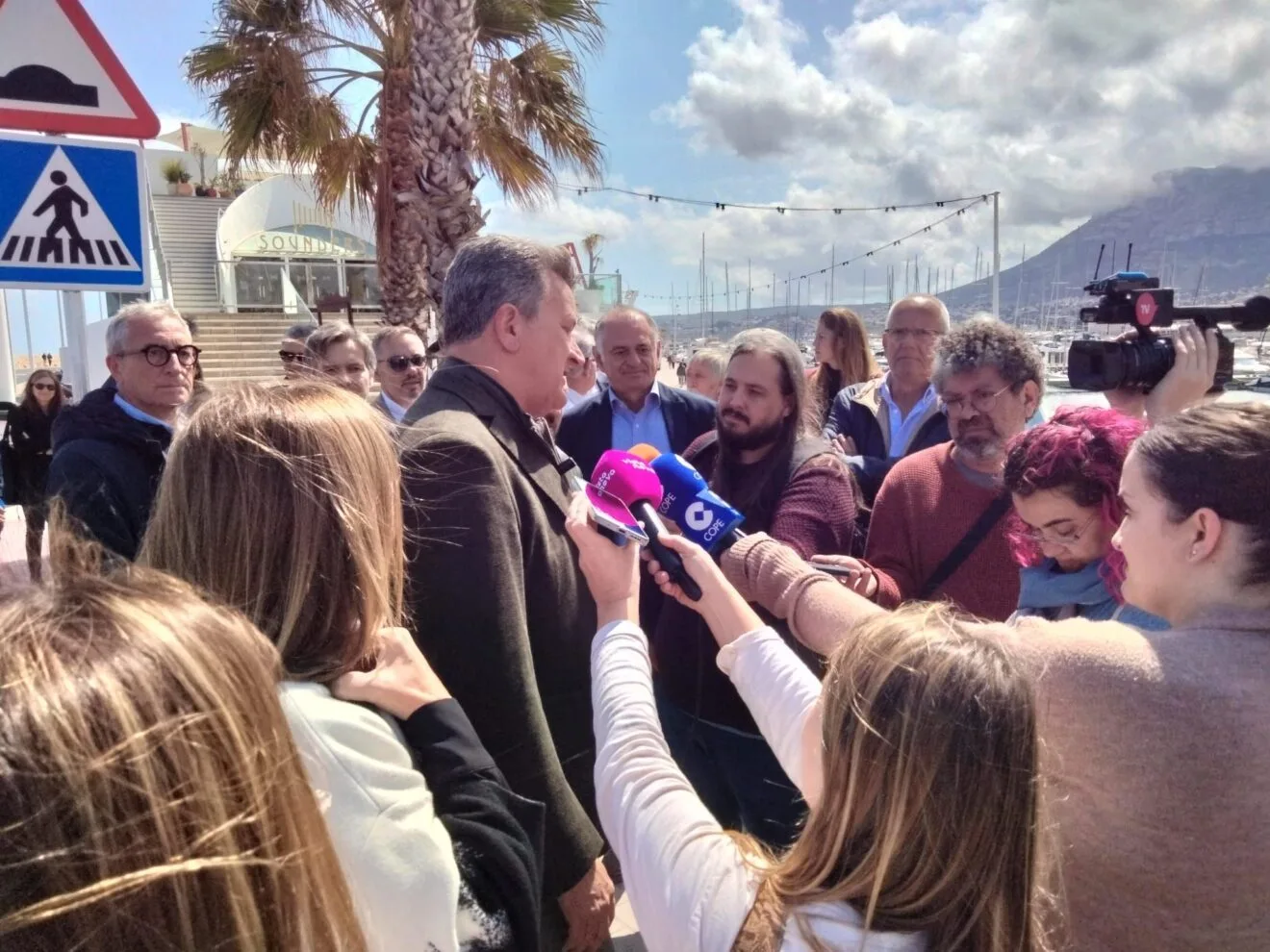Visita de Vicente Martínez Mus, conseller de Medio Ambiente, Infraestructuras y Territorio en Dénia
