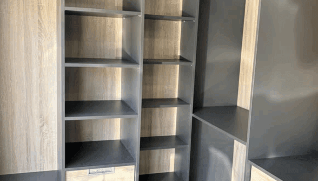 Armario amplio y funcional