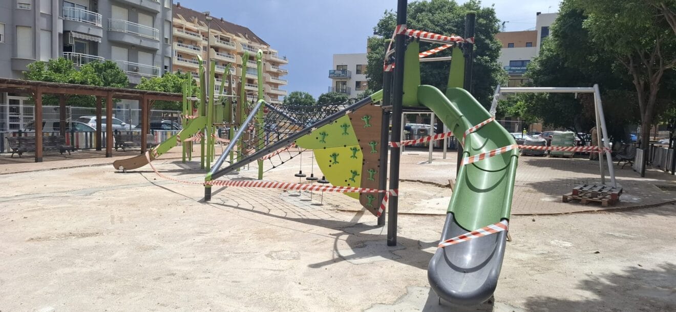 Nuevos juegos del parque del ambulatorio