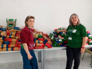 Campaña 1 libro x 1 kilo de UNED Dénia 02