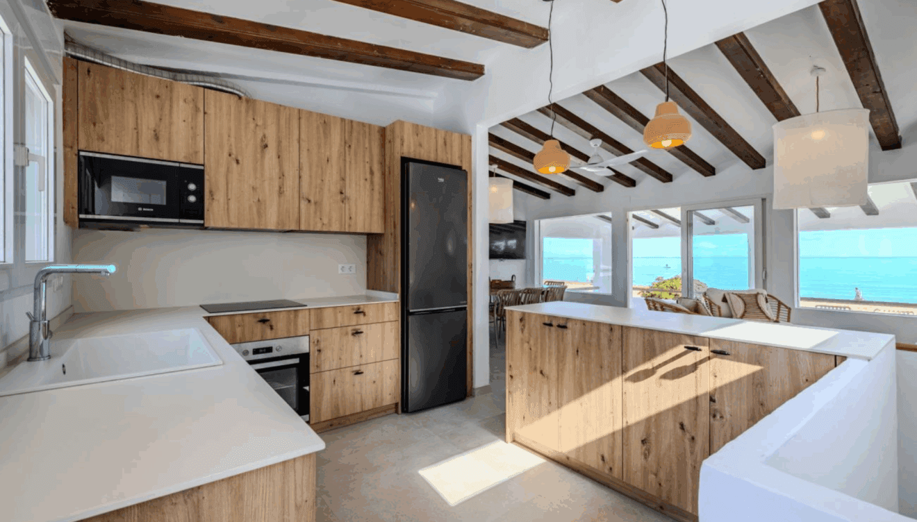 Cocina independiente totalmente equipada