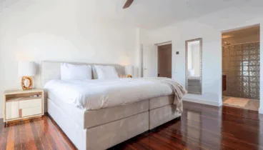 Distribución interior funcional en tres niveles