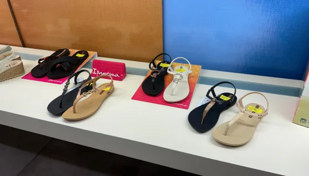 Calzado de verano: las tendencias que arrasan para hombre y mujer en 2025 10 ipanema con esencia brasilena en cada pisada