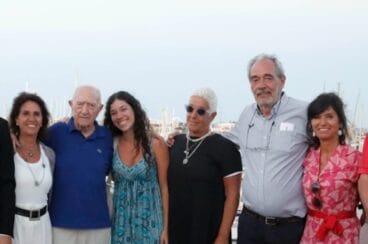 jaime miquel a la derecha en un evento familiar en el club nautico de denia