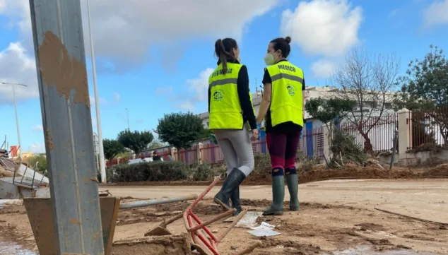 Policlínica Glorieta dona 10.000€ en material deportivo para escuelas municipales afectadas por la DANA 2 Imagen: Policlínica Glorieta dona 10.000€ en material deportivo para escuelas municipales afectadas por la DANA