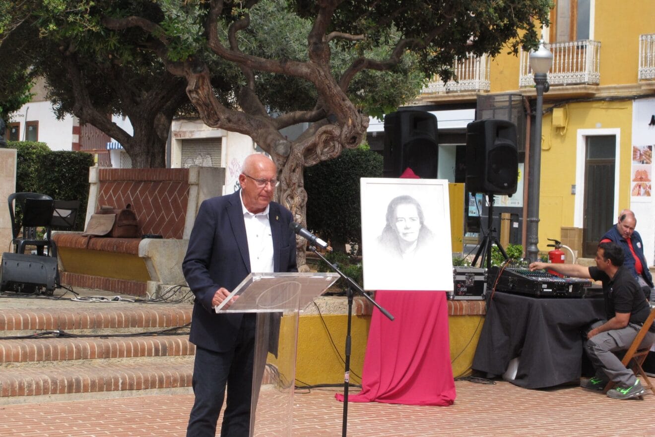 Presentación del rincón de los escritores en Dénia y homenaje a María Ibars 34