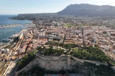 castillo de denia desde el aire