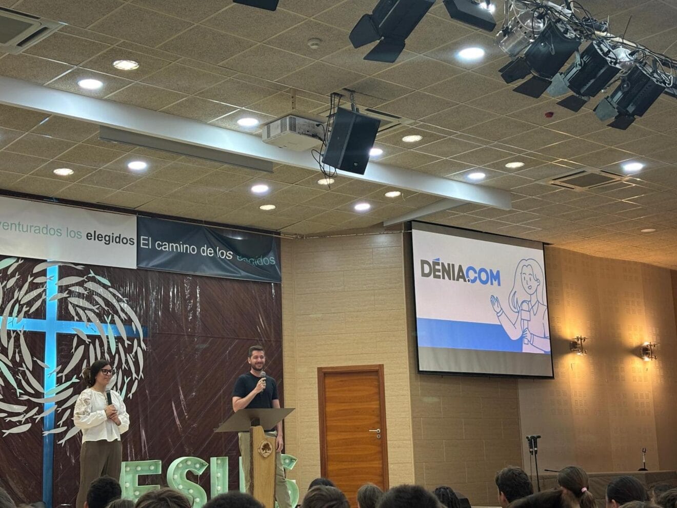 Charla de Dénia.com en el colegio Alfa & Omega 2
