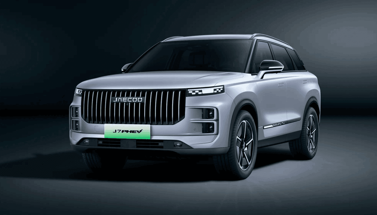 Diseño exterior robusto y elegante con identidad propia en el segmento SUV