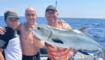Disfruta de una travesía deportiva en las agua de Dénia