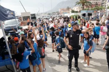 La Policía Nacional presenta en Dénia el plan Operación Verano con una exhibición de medios policiales 33