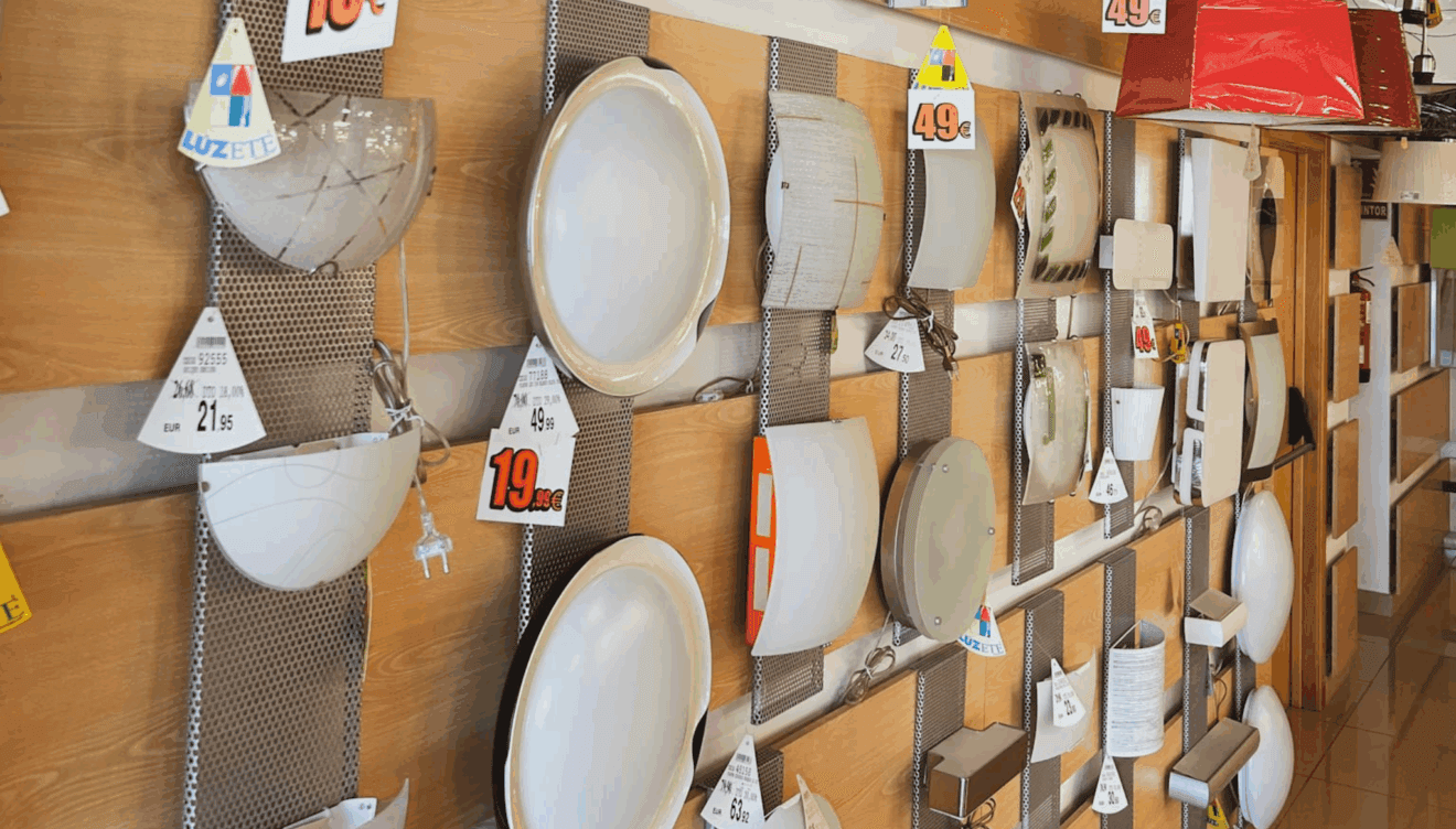 Lámparas y apliques de techo para armonizar tu hogar