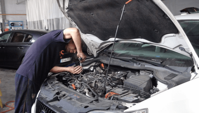 Imagen: Mantén tu coche impecable para viajar este verano
