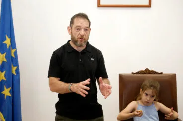 Miquel Silvestre en el Ayuntamiento de Dénia