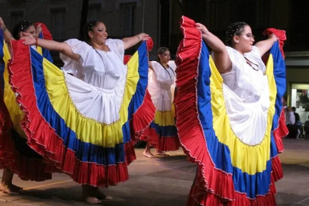 Imagen: Mostra Internacional de Dansa Folklòrica de Dénia