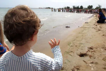 Suelta de tortugas en la Punta del Raset de Dénia (36)