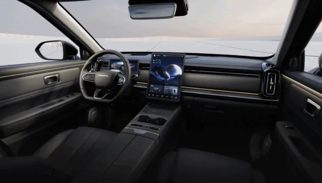 Imagen: Zona delantera equipada con visión 540 grados y control por voz inteligente
