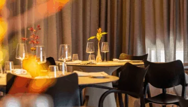 Arquitectura del ático que alberga el restaurante Aticcook en Dénia