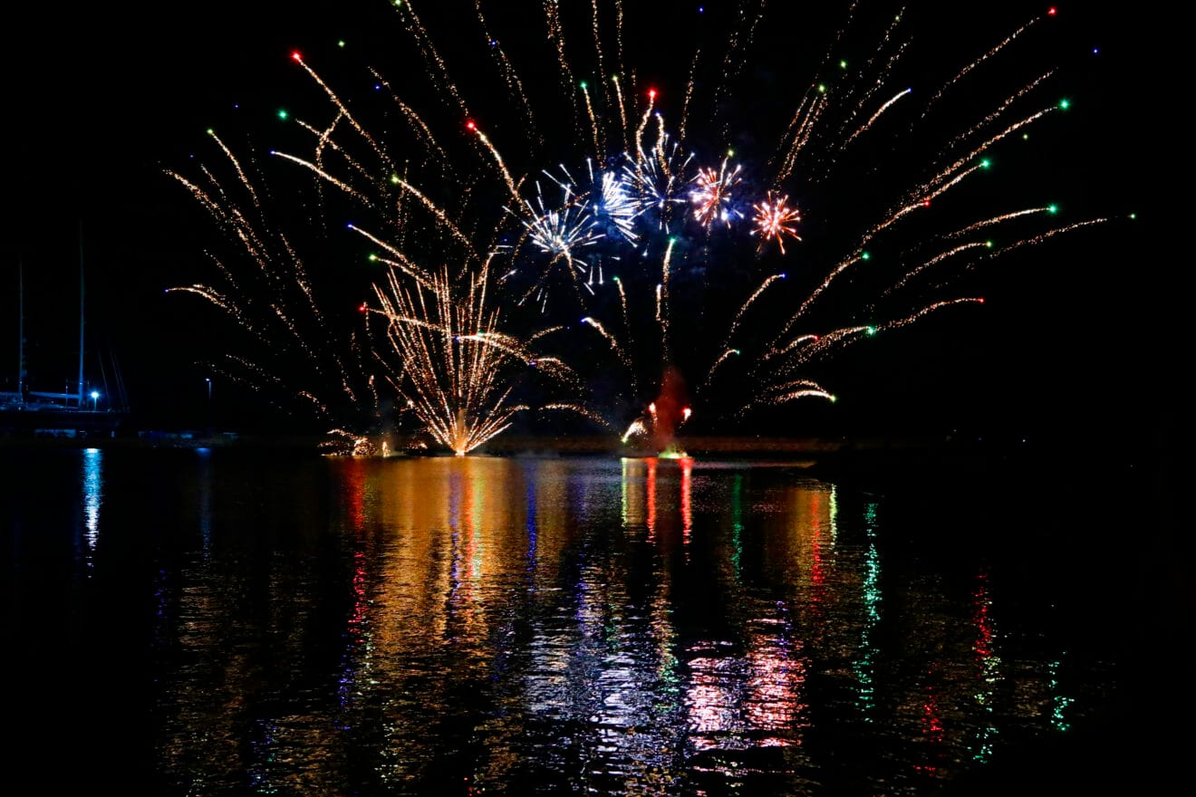 Castillo de  fuegos artificiales fin de fiestas Dénia (13)
