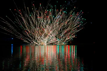 Castillo de  fuegos artificiales fin de fiestas Dénia (16)