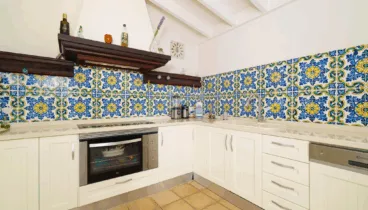 Cocina luminosa y totalmente equipada