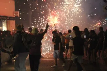 Correfocs en el centro de Dénia 16