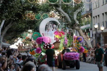 Praalwagenparade Denia 2024