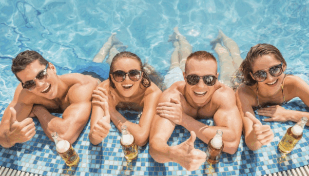 disfruta con tus amigas en la jornada de puertas abiertas de jujuju aquacenter