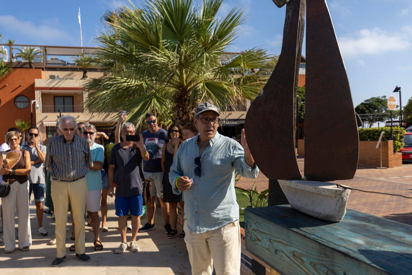 Esculturas frente al mar 2025 1