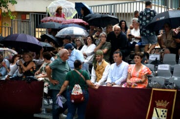 Las carrozas de Dénia 2025 bajo la lluvia 11