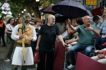 Las carrozas de Dénia 2025 bajo la lluvia 15