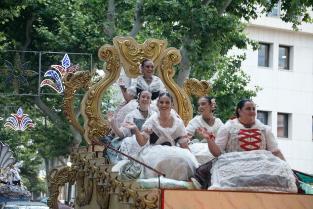 las carrozas de denia 2025 bajo la lluvia 20
