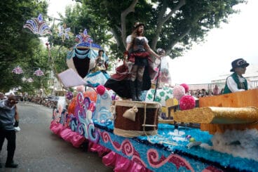 Las carrozas de Dénia 2025 bajo la lluvia 29