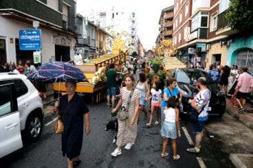 Las carrozas de Dénia 2025 bajo la lluvia 7