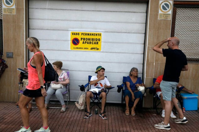 las carrozas de denia 2025 bajo la lluvia 8