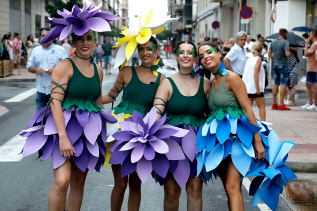 las carrozas de denia 2025 bajo la lluvia 9