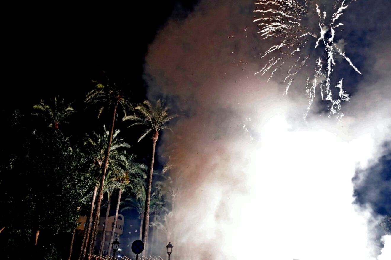 Mascletà nocturna de las Fiestas de Dénia 14