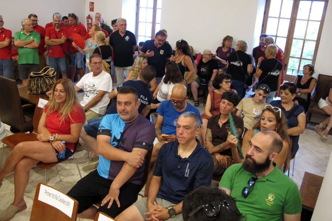 Presentación de fiestas de Moros y Cristianos de Dénia 2025 02