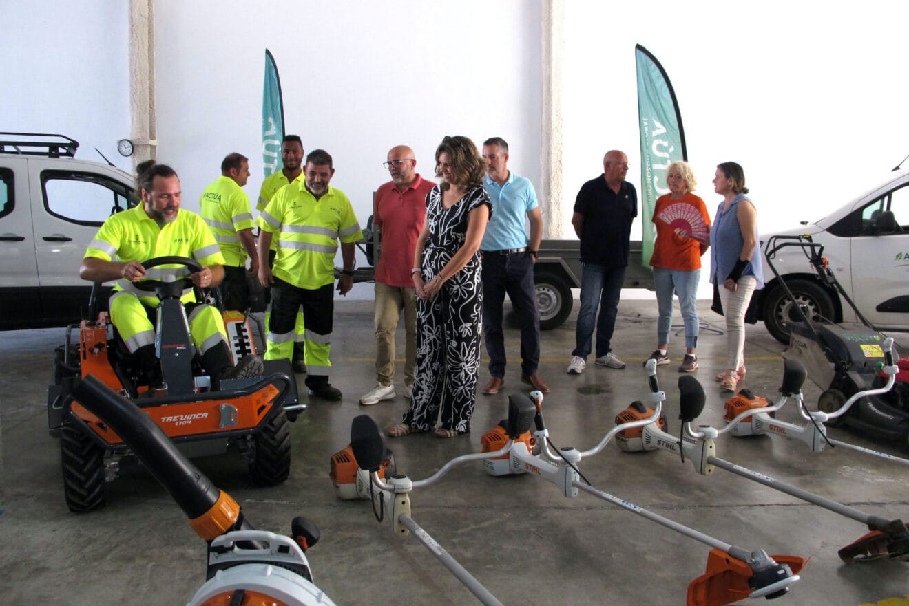 Presentación de las nuevas instalaciones y equipo de la brigada de jardines de Dénia 5