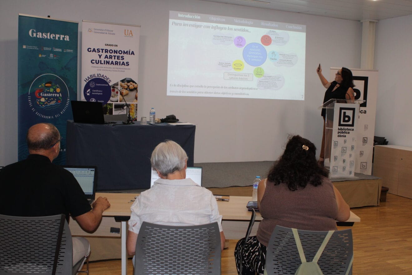 Presentación TFG en Gastronomía en Dénia  (3)