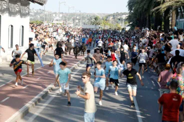 Primera entrada de toros de las fiestas de Dénia 2025 12